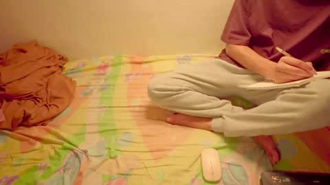 Snapshot of lovely__person chatting on 02/10/26, 04:00 Lovely Person online show from 02/10/26, 04:00