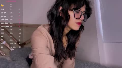 Allyson 3 online show from 10/27/25, 08:57