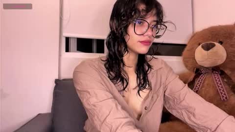 Snapshot of lovely_allys chatting on 01/05/26, 11:52 Allyson 3 online show from 01/05/26, 11:52