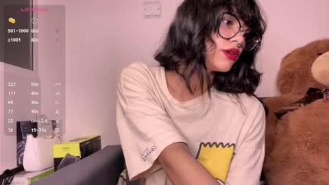 Snapshot of lovely_allys chatting on 01/19/26, 01:42 Allyson 3 online show from 01/19/26, 01:42