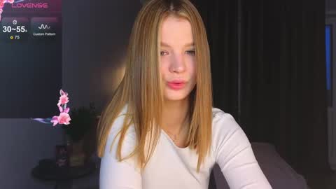 Jenny online show from 12/25/24, 01:53