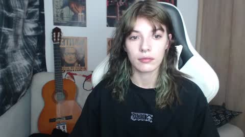 Cassie online show from 12/01/24, 09:48