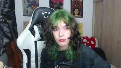 Cassie online show from 12/10/24, 09:23