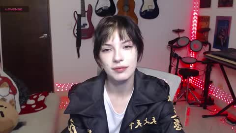 Cassie online show from 10/18/25, 12:02