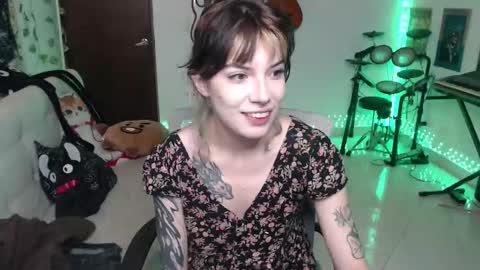 Cassie online show from 10/28/25, 06:06