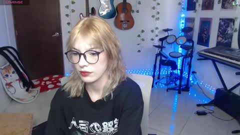 Cassie online show from 11/30/25, 07:29