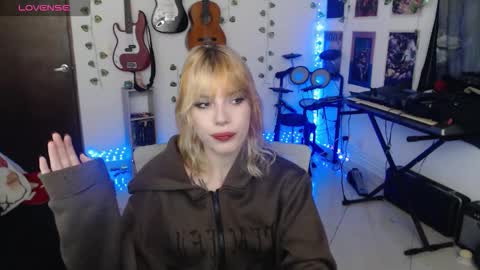 Cassie online show from 02/01/26, 05:17