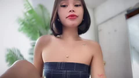 lovely_cittie18 online show from 05/14/26, 03:24
