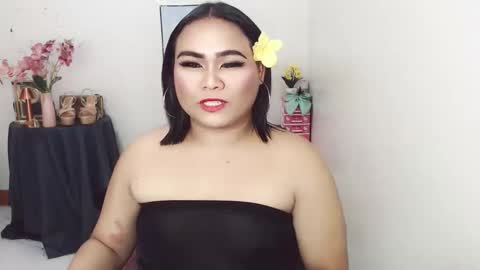 Snapshot of lovely_dale chatting on 09/16/25, 02:40 Lovely Dale online show from 09/16/25, 02:40