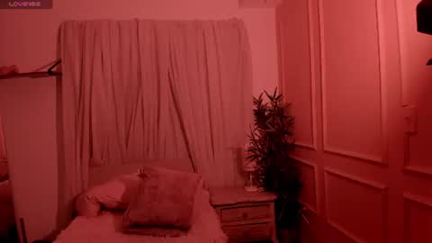 Emma online show from 07/21/26, 01:02