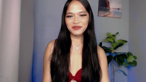 lovely_felicity online show from 11/06/25, 03:57