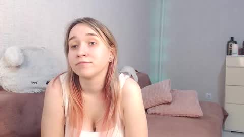 Snapshot of lovely_hayley chatting on 11/07/25, 09:26 Lovely Hayley online show from 11/07/25, 09:26