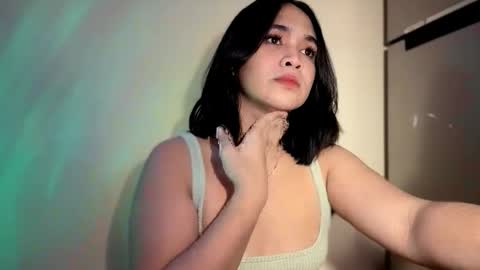 Snapshot of lovely_kurtny04 chatting on 11/09/25, 12:58 LOVE online show from 11/09/25, 12:58