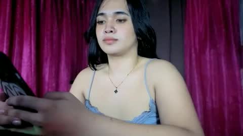 Snapshot of lovely_kurtny04 chatting on 12/19/25, 10:39 LOVE online show from 12/19/25, 10:39