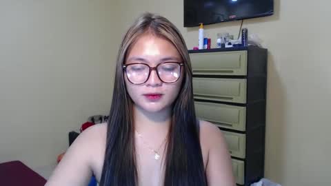 Lovely Laura online show from 01/02/25, 08:13