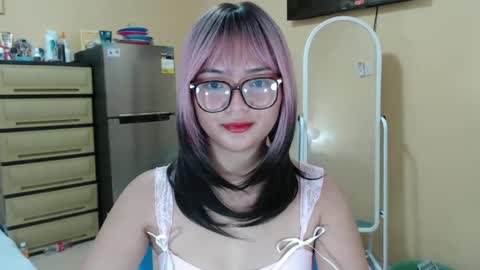 Lovely Laura online show from 01/11/25, 09:36