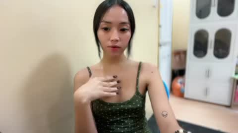 lovely_leah23 online show from 07/02/26, 07:09