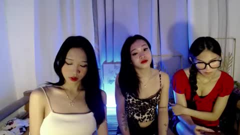 lovely_lianne online show from 05/12/26, 10:51