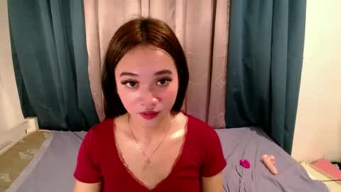 lovely_lianne online show from 06/19/26, 03:16
