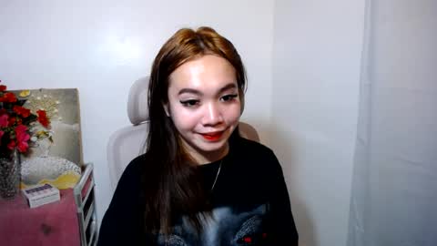 lovely_lianne online show from 07/18/26, 03:00