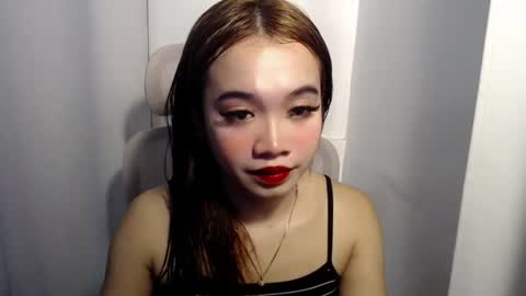 lovely_lianne online show from 07/22/26, 09:45
