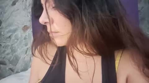 Maya online show from 11/07/25, 11:05