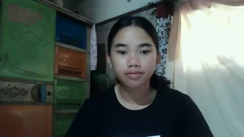 lovely_marie572336 online show from 04/09/26, 09:04