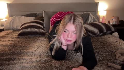 Megan online show from 12/18/24, 04:09