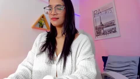 Olivia online show from 06/17/26, 05:36