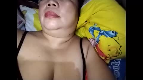 Snapshot of lovely_orchid chatting on 10/20/25, 01:44 lovely_orchid online show from 10/20/25, 01:44