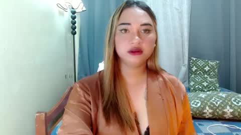lovely_rica online show from 07/27/26, 06:26