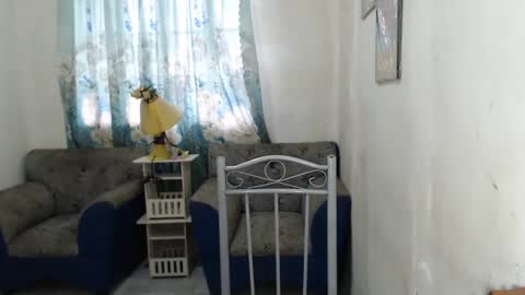 Snapshot of lovely_singlemom chatting on 12/23/24, 10:12 ask me dear online show from 12/23/24, 10:12