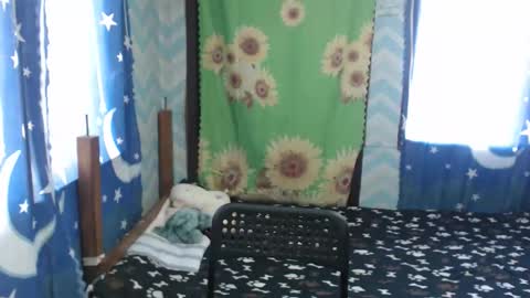 Snapshot of lovely_singlemom chatting on 10/05/25, 01:59 ask me dear online show from 10/05/25, 01:59