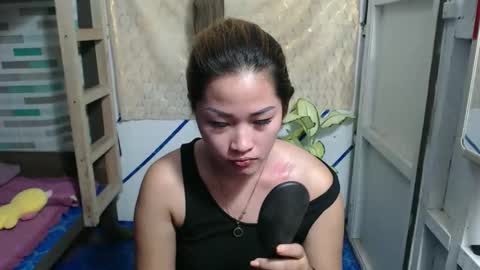 Snapshot of lovely_singlemom chatting on 03/17/26, 12:59 ask me dear online show from 03/17/26, 12:59