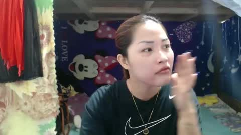 Snapshot of lovely_singlemom chatting on 04/25/26, 09:12 ask me dear online show from 04/25/26, 09:12