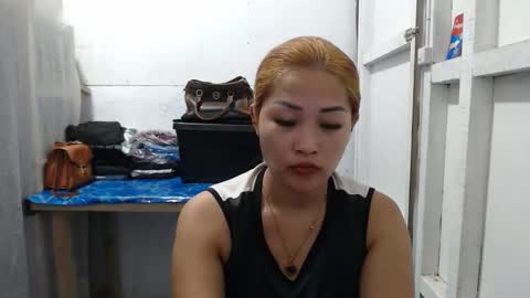Snapshot of lovely_singlemom chatting on 05/17/26, 12:08 ask me dear online show from 05/17/26, 12:08