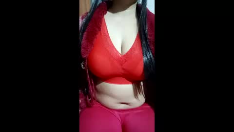 Snapshot of lovely_sweet_girl chatting on 02/11/26, 09:31 katrina follow me guys online show from 02/11/26, 09:31