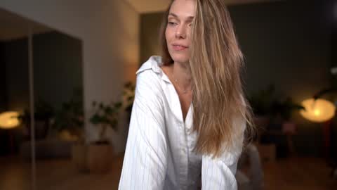 Snapshot of lovely_tammy chatting on 09/29/25, 01:27 Very miss youWill be back soon Tammy online show from 09/29/25, 01:27