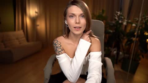 Snapshot of lovely_tammy chatting on 11/20/25, 01:33 Very miss youWill be back soon Tammy online show from 11/20/25, 01:33