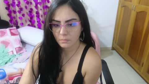 Trix online show from 02/11/25, 03:29