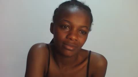 Lovely yvonne online show from 10/02/25, 10:28