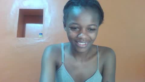 Lovely yvonne online show from 10/17/25, 10:56