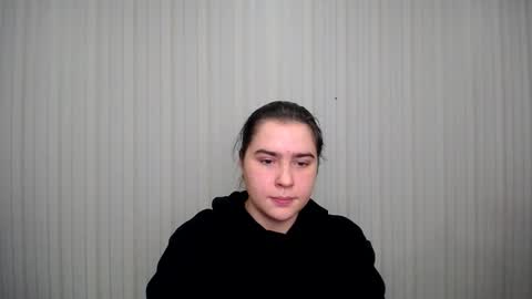 Snapshot of lovelyangel_xx chatting on 12/08/24, 11:35 lovelyangel_xx online show from 12/08/24, 11:35