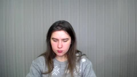 Snapshot of lovelyangel_xx chatting on 12/21/24, 11:11 lovelyangel_xx online show from 12/21/24, 11:11