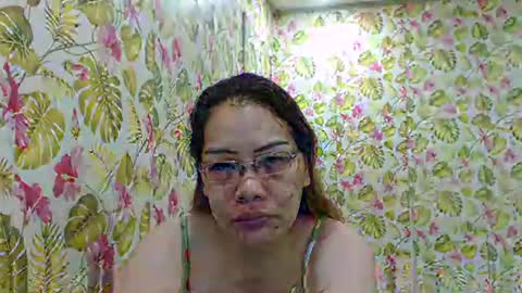 Snapshot of lovelyasiancutie chatting on 09/11/25, 09:04 lovelyasiancutie online show from 09/11/25, 09:04