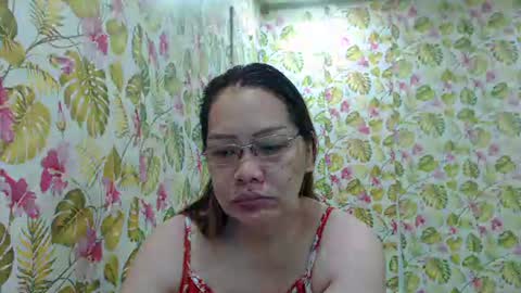 Snapshot of lovelyasiancutie chatting on 10/19/25, 08:53 lovelyasiancutie online show from 10/19/25, 08:53