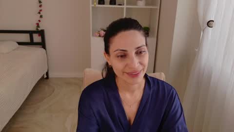 Snapshot of lovelybeatricee chatting on 04/08/26, 10:48 Beatrice online show from 04/08/26, 10:48