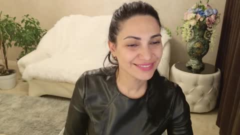 Snapshot of lovelybeatricee chatting on 04/23/26, 12:04 Beatrice online show from 04/23/26, 12:04