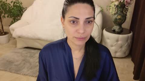 Snapshot of lovelybeatricee chatting on 04/25/26, 12:19 Beatrice online show from 04/25/26, 12:19