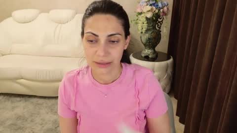 Snapshot of lovelybeatricee chatting on 05/31/26, 06:09 Beatrice online show from 05/31/26, 06:09